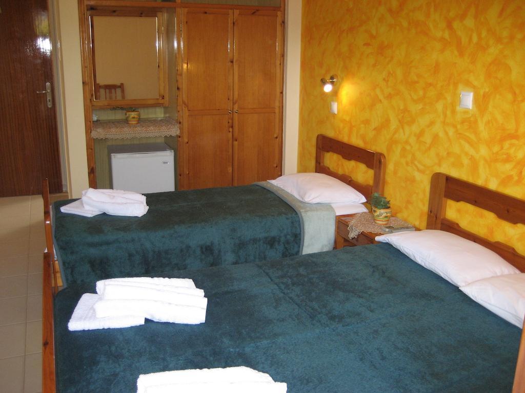 Thalia Hotel Palekastro Bilik gambar