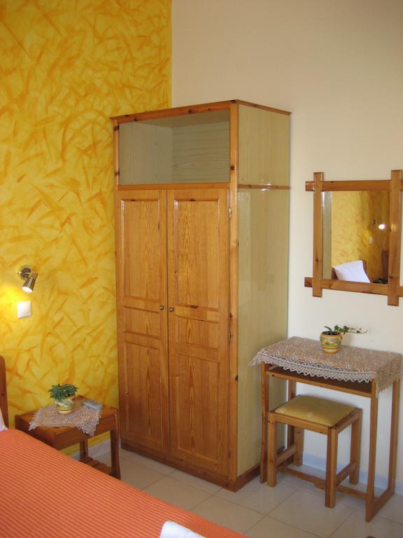 Thalia Hotel Palekastro Bilik gambar